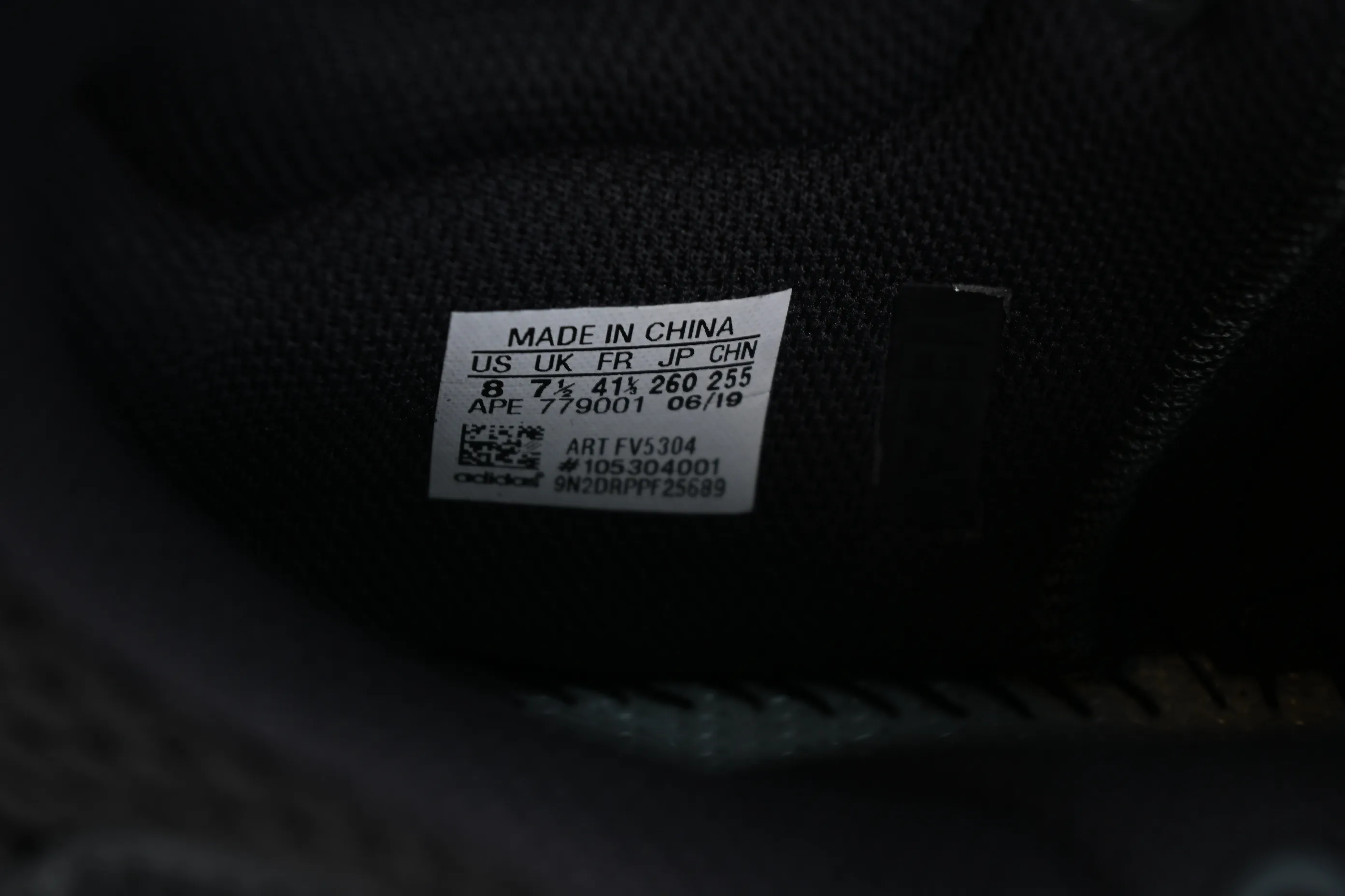 All Categories Ad Yeezy Coconut Series G Version Ad Yeezy Boost 700 V2 "Utility Black" FV5304 Kanye Coconut 700 3M Reflective Running Shoes